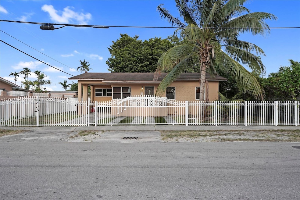 4241 W 1st Ave, Hialeah, FL 33012 - photo 1