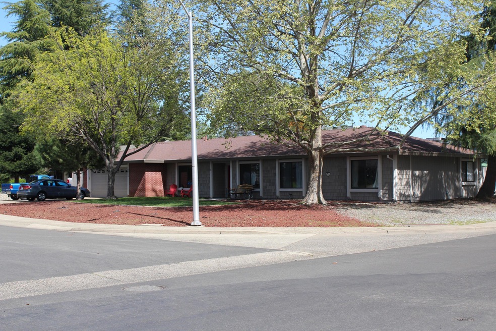 3919 Riverview Dr.