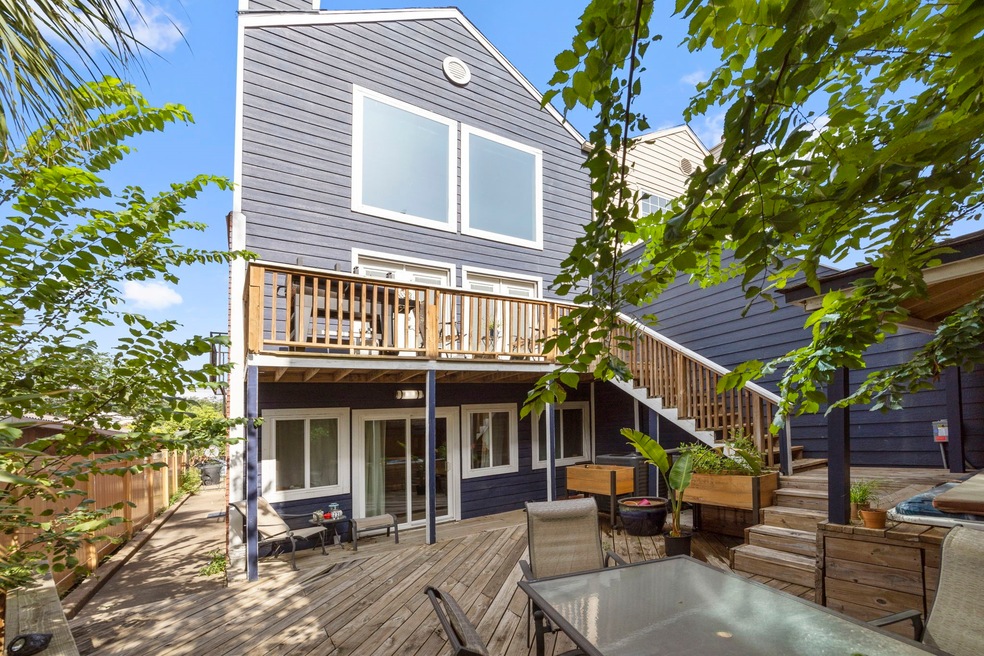 2415 Dunlavy St unit 1/2, Houston, TX 77006 - photo 1