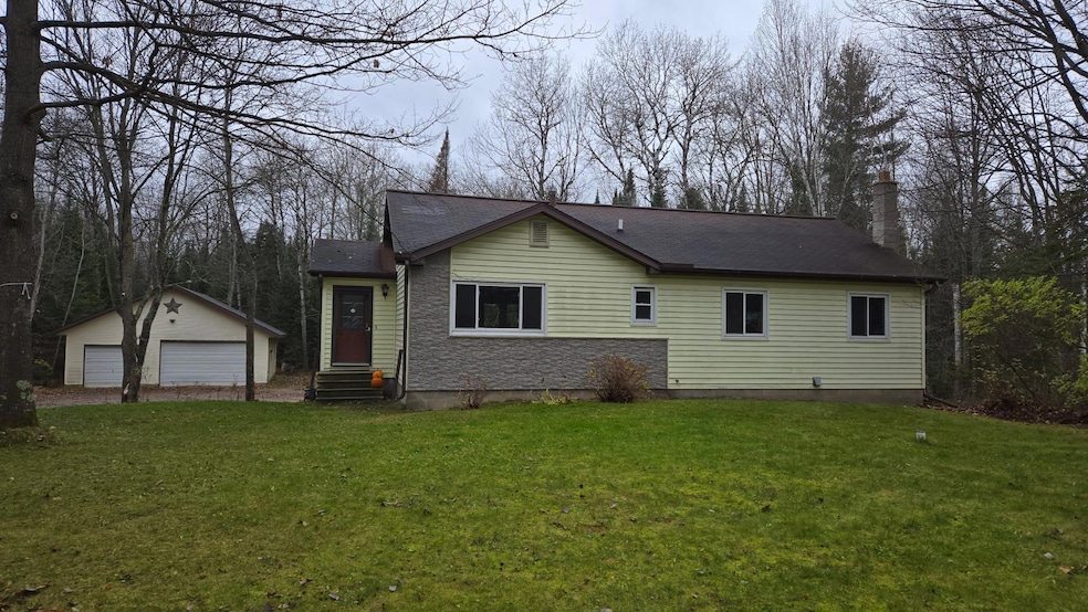 For Sale $284,900 • Co-Listing Agent