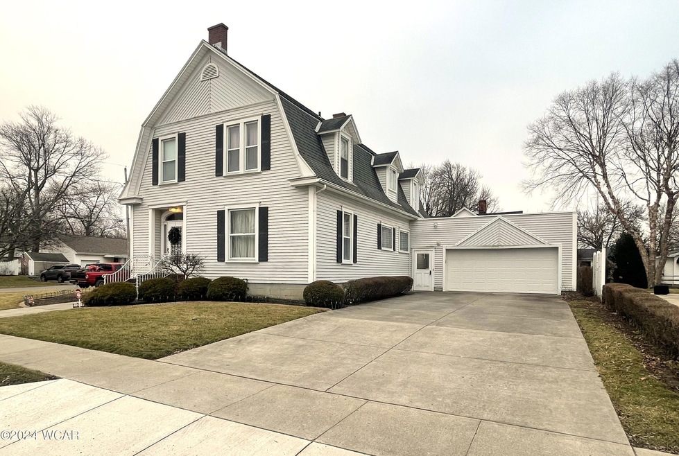 403 W 5th 1