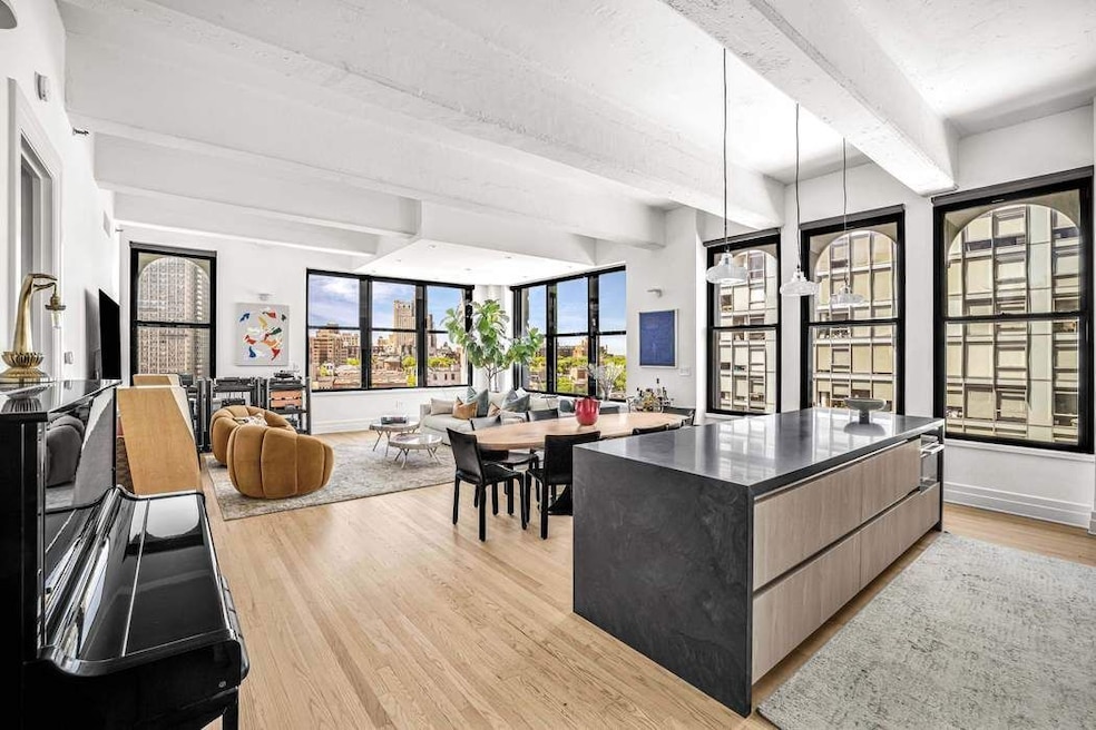 For Sale $3,995,000 • Co-Listing Agent