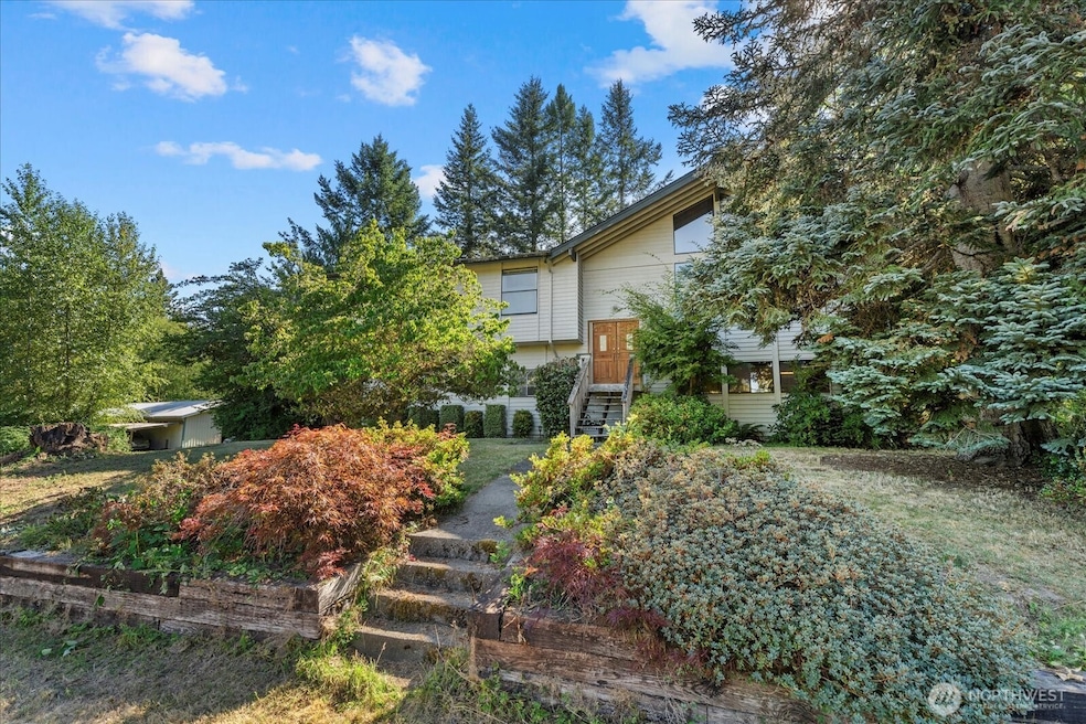 12808 12th St SE, Lake Stevens, WA 98258 - photo 1