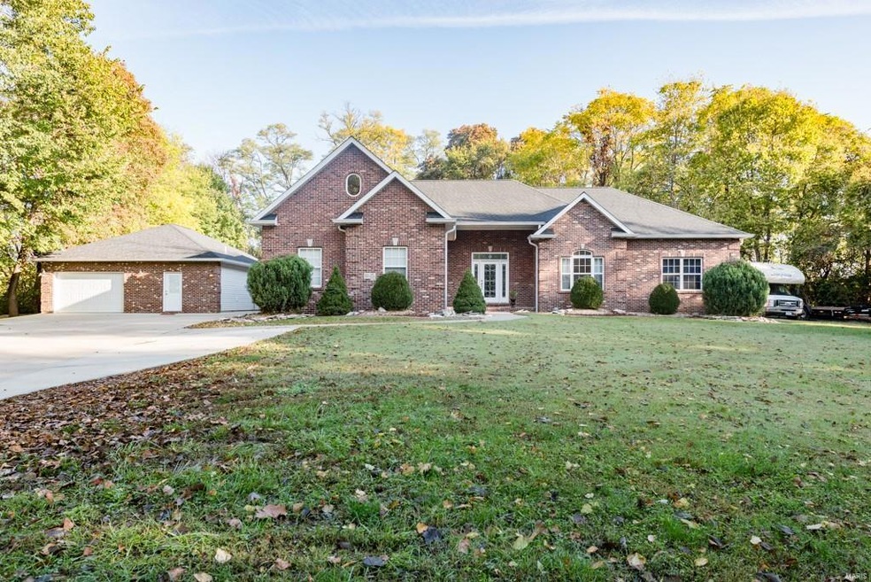 25 Hunters Glen Dr, Maryville, IL 62062 - photo 1