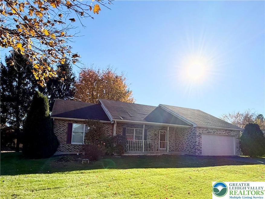 Pending $400,000 • Co-Listing Agent