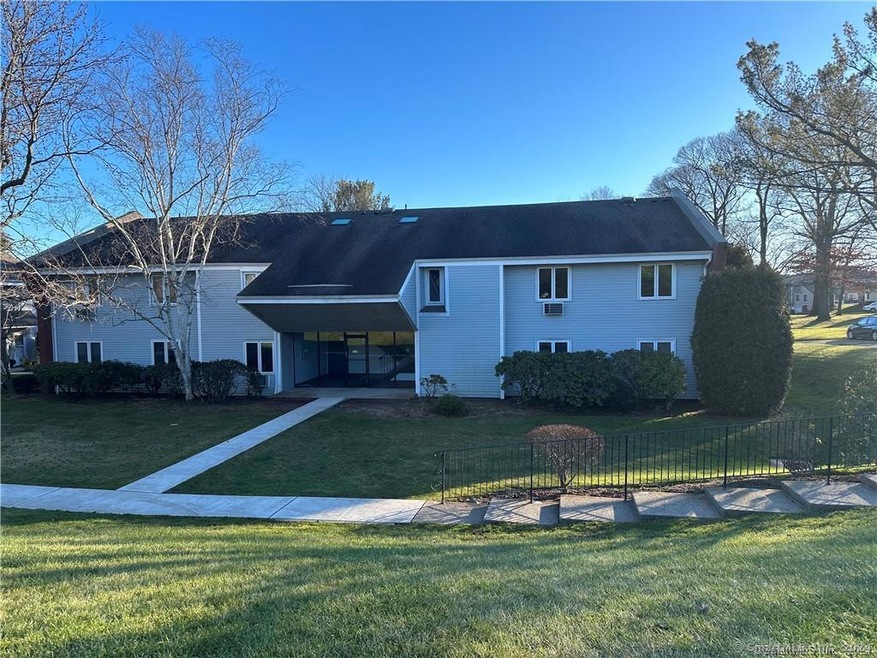 135 Florence Rd unit 2C, Branford, CT 06405 - photo 1