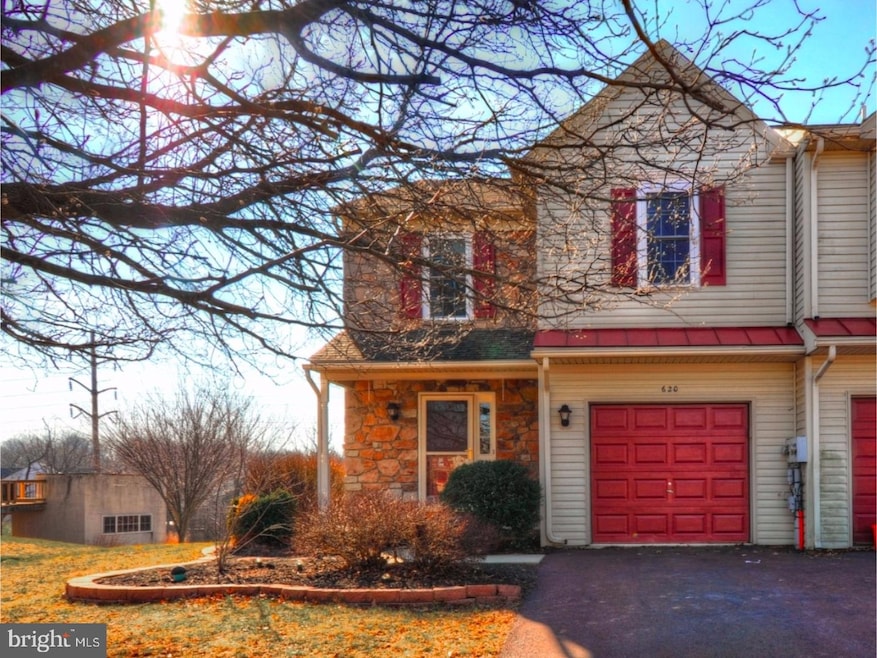 620 New Market Dr, Souderton, PA 18964 - photo 1