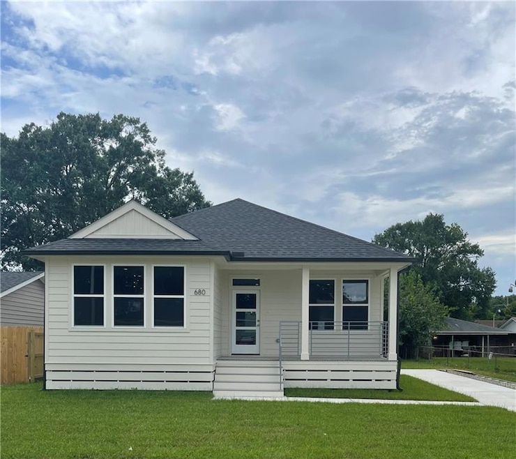 Under Contract $250,000