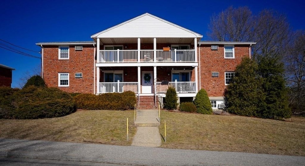 10 Zabriskie Dr unit D, Newburyport, MA 01950 - photo 1