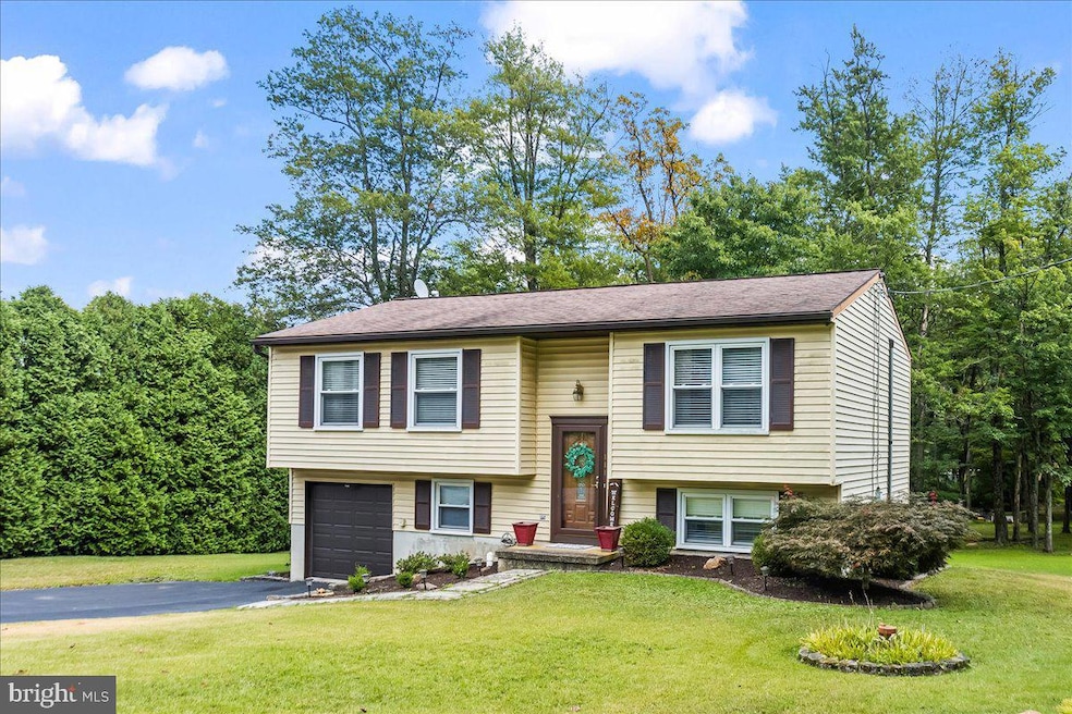Pending $329,900 • Co-Listing Agent