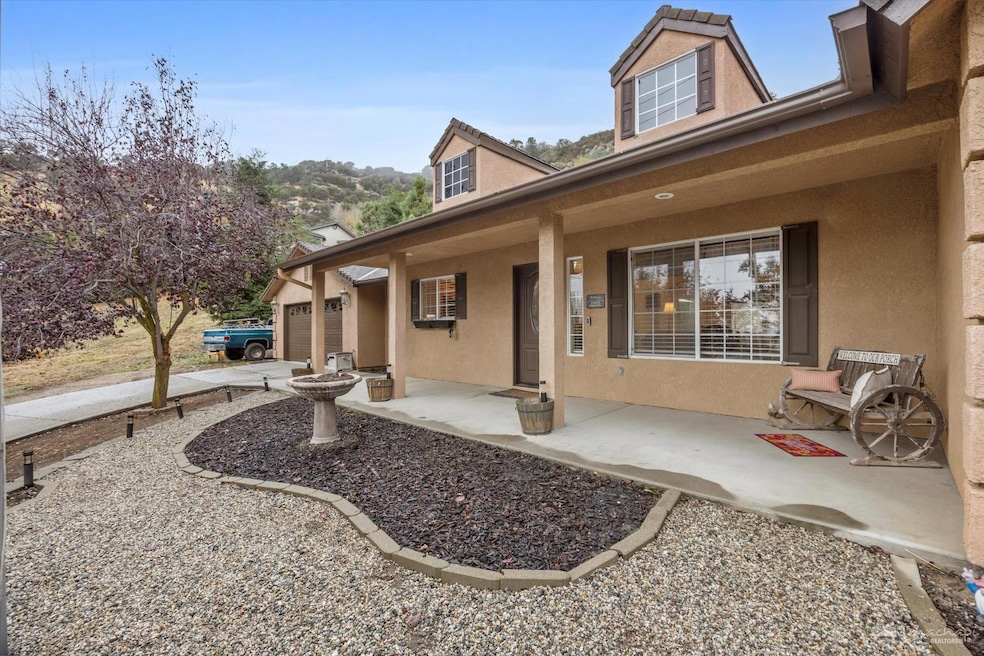 29620 Butterfield Way, Tehachapi, CA 93561 - photo 1