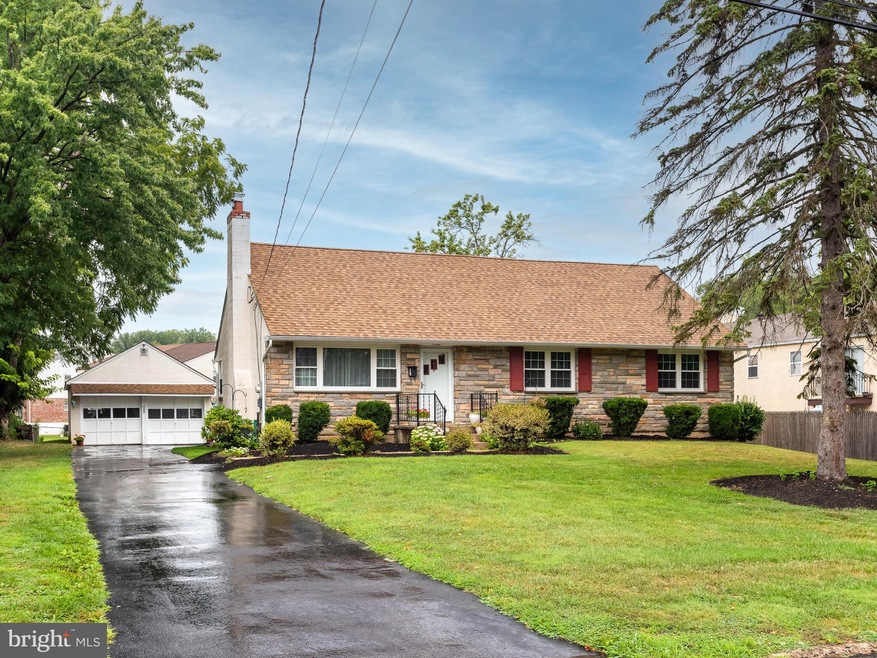 128 Sycamore Ave, Morton, PA 19070 - photo 1