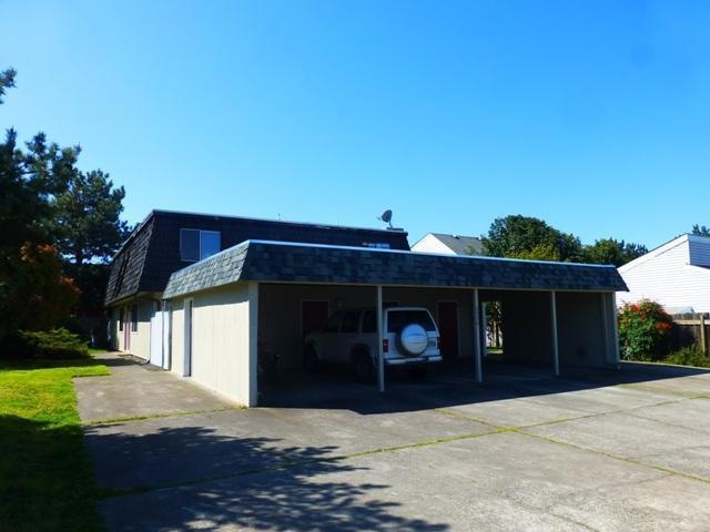 2056 Brookhurst St, Medford, OR 97504 - photo 1