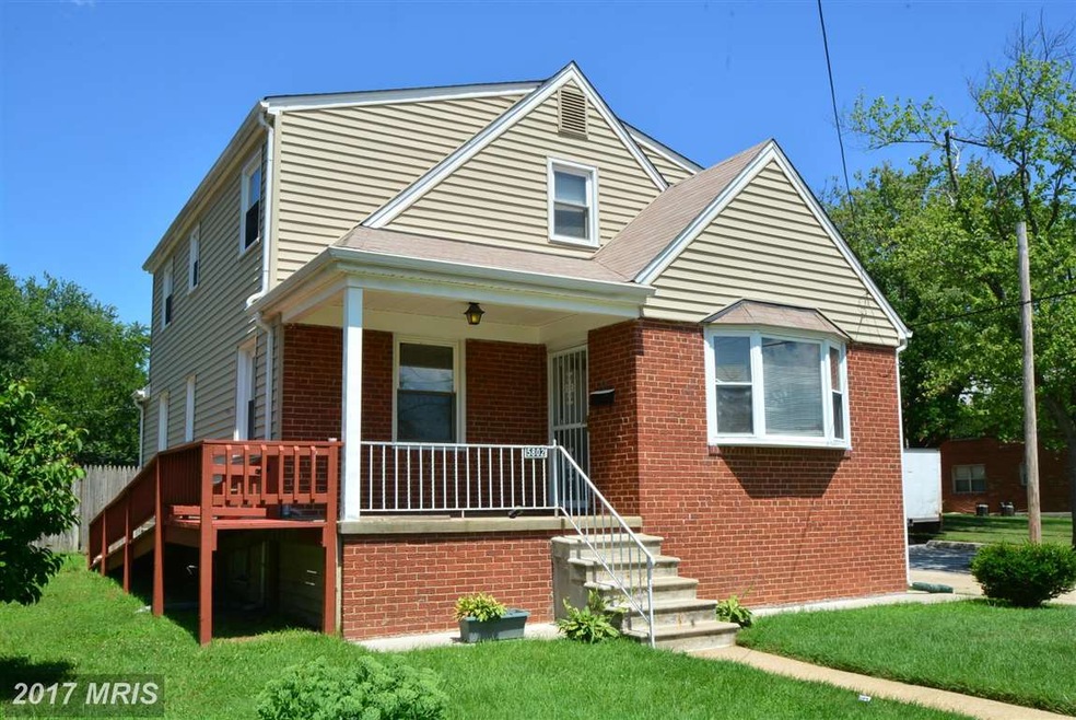 5802 Carter Ave, Baltimore, MD 21214 - photo 1