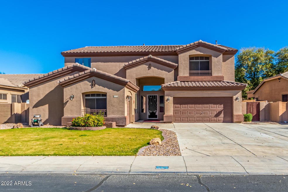 2245 S Valle Verde Cir unit 8, Mesa, AZ 85209 - photo 1