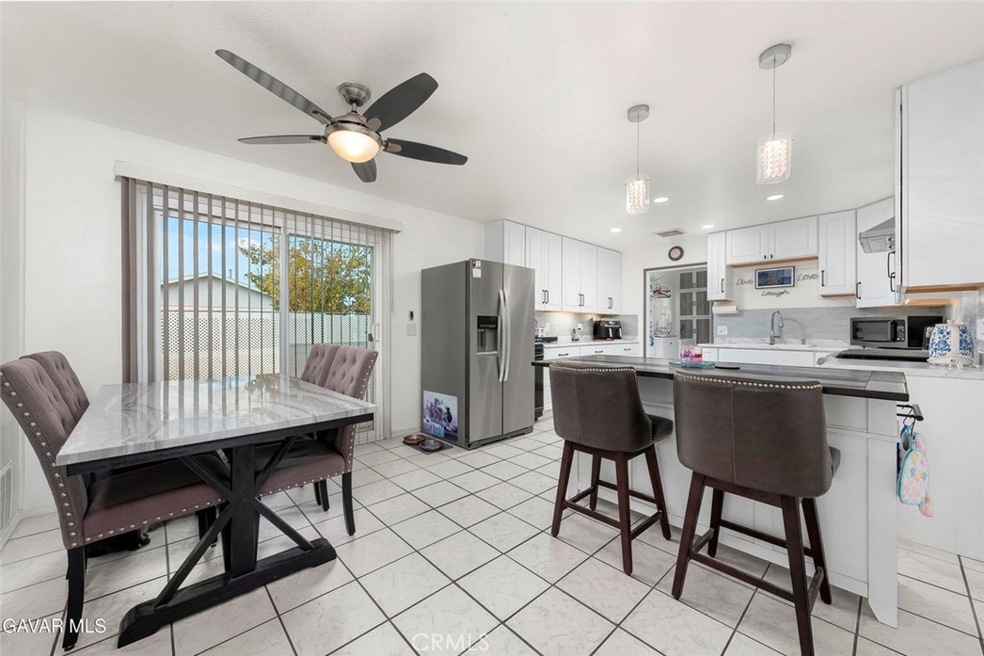 43014 7th St E, Lancaster, CA 93535 - photo 1