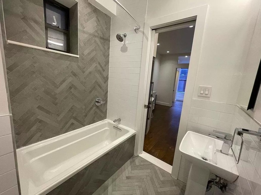 440 10th Ave unit 3-RN, New York, NY 10001 - photo 1