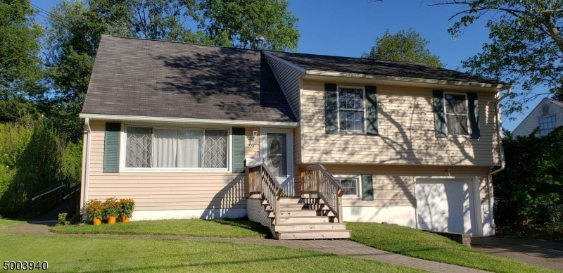 224 Perry St, Dover, NJ 07801 - photo 1