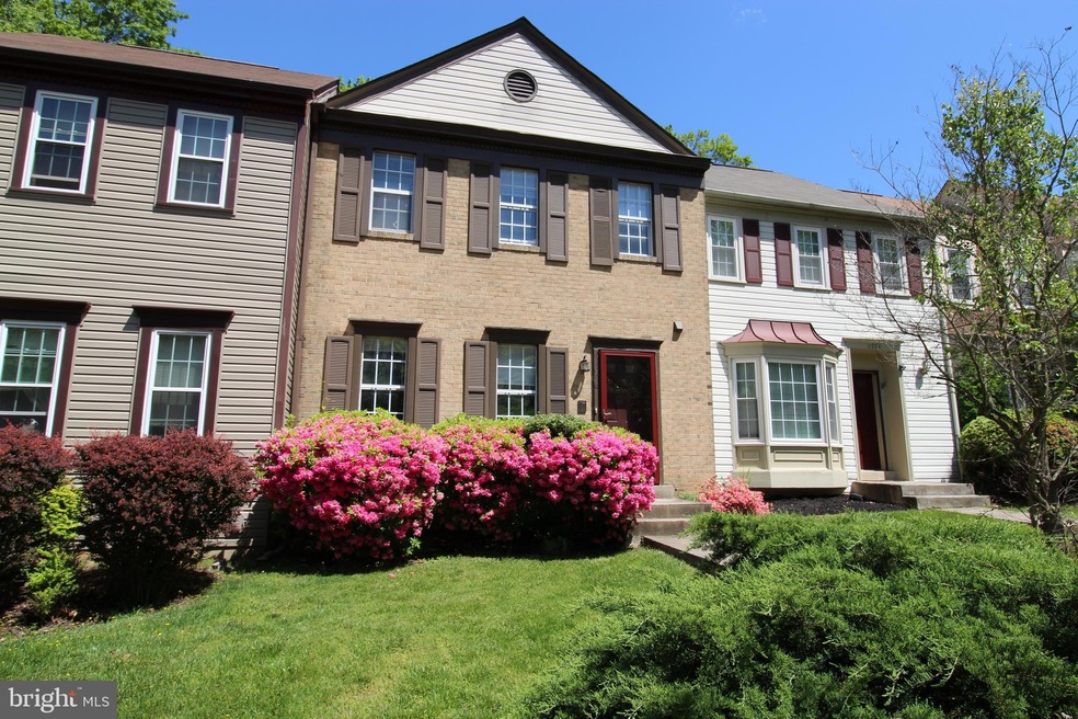 11996 Sentinel Point Ct, Reston, VA 20191 - photo 1