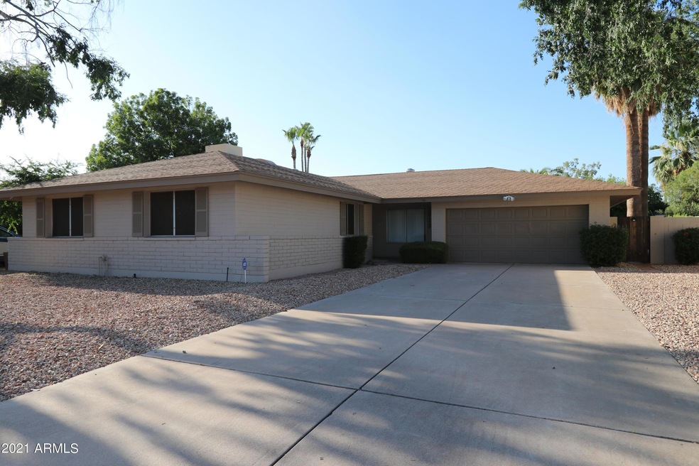 1910 E Manhatton Dr, Tempe, AZ 85282 - photo 1