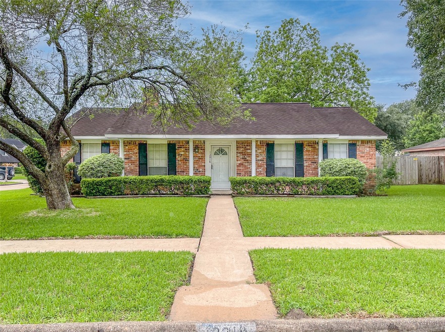 12018 Kirknoll Dr, Houston, TX 77089 - photo 1