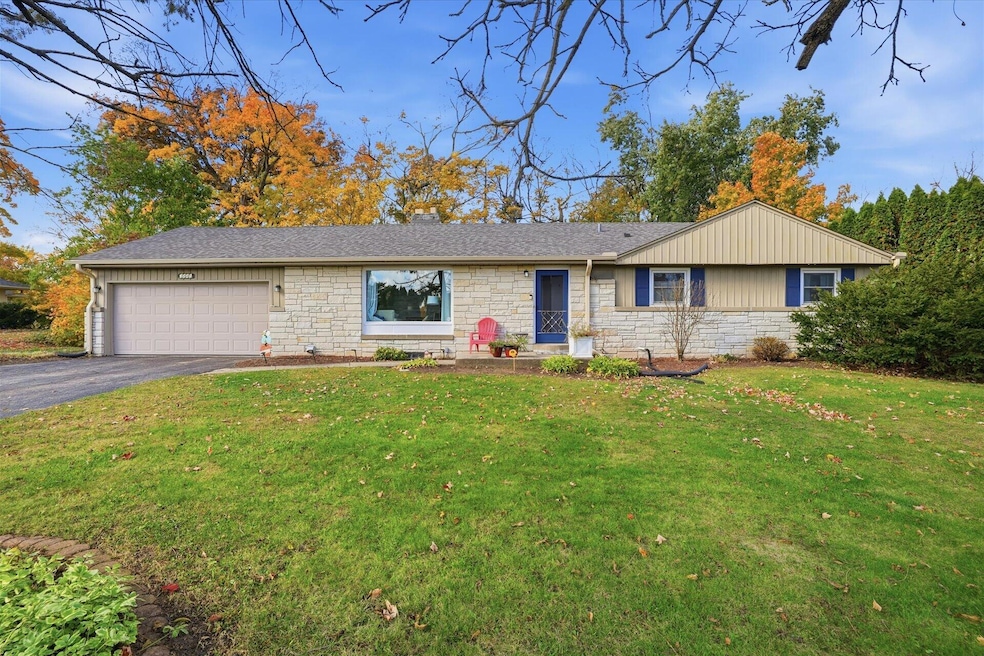 3845 Bradee Rd, Brookfield, WI 53005 - photo 1