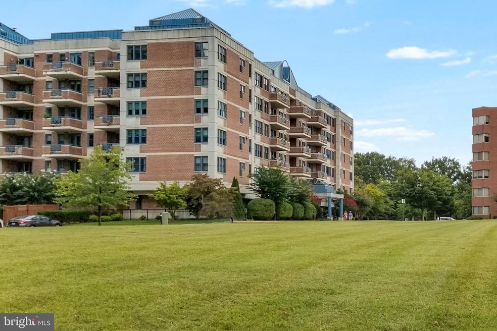 930 Astern Way unit 103, Annapolis, MD 21401 - photo 1