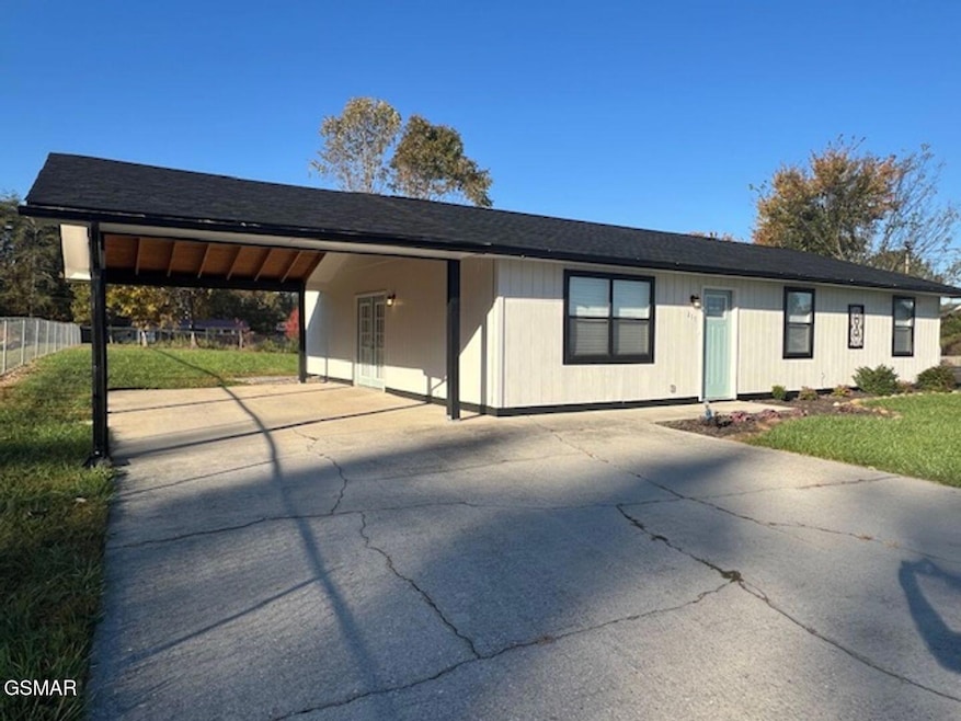 217 Apple St, Seymour, TN 37865 - photo 1