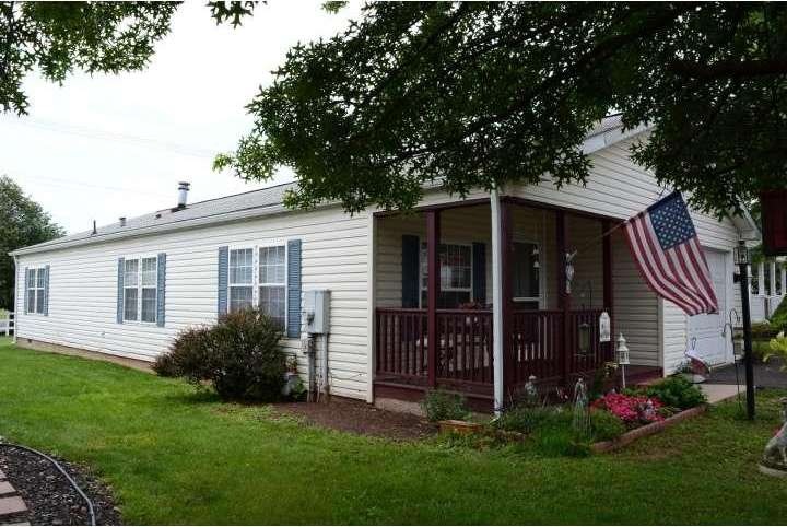 3 Adams Dr, Royersford, PA 19468 - photo 1