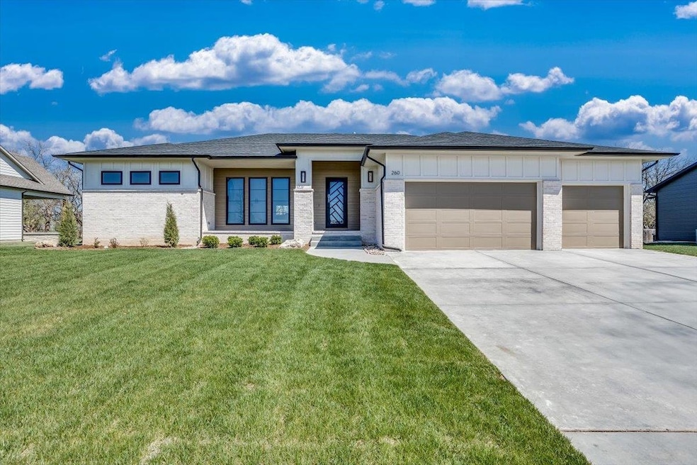 260 S Ciderbluff Cir, Goddard, KS 67052 - photo 1