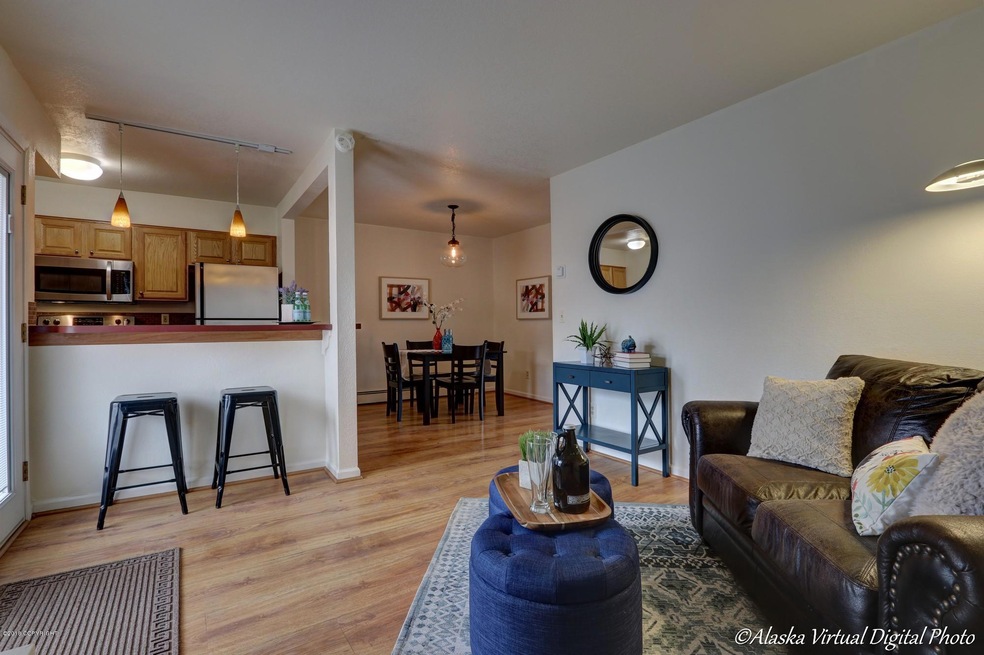 Open kitchen, dining and family room