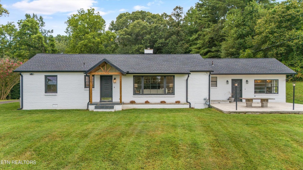 01-448WoolseyRd-28
