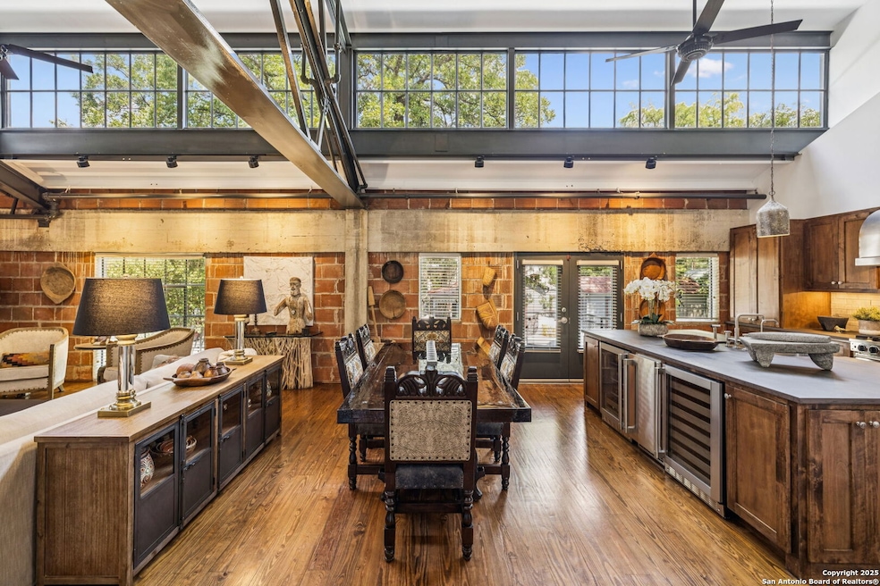 212 Madison unit 1, San Antonio, TX 78204 - photo 1