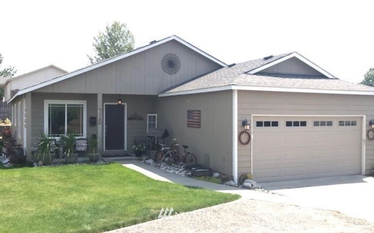 715 N Lyle Ave, East Wenatchee, WA 98802 - photo 1