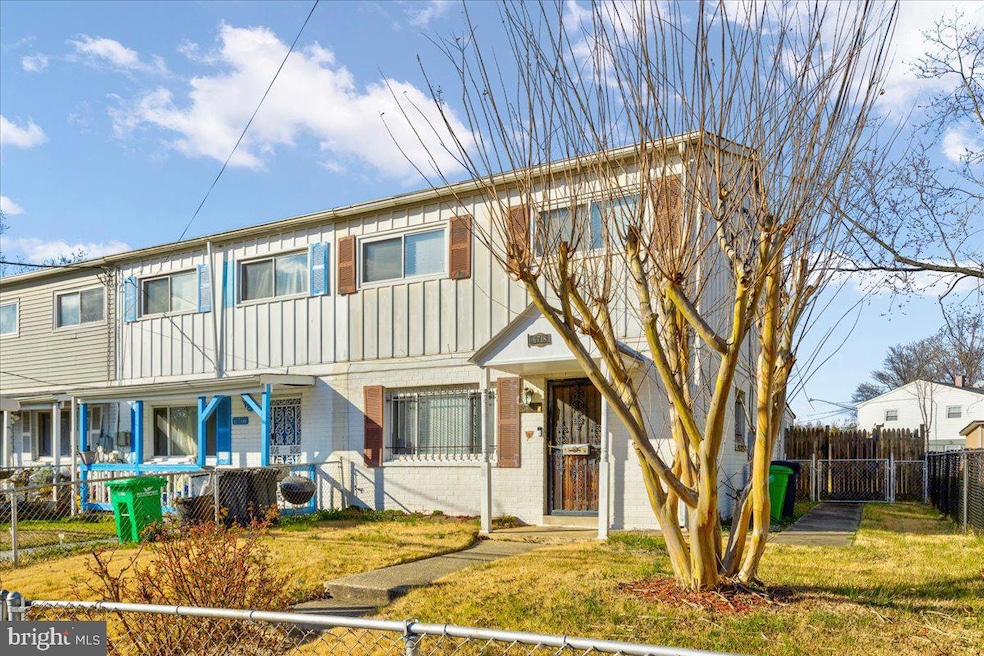 6718 Flagstaff St, Hyattsville, MD 20785 - photo 1
