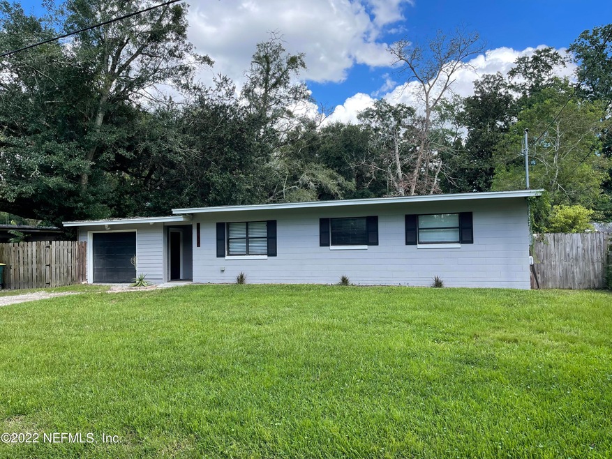 2917 Parr Ct W, Jacksonville, FL 32216 - photo 1