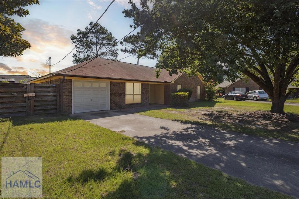 703 Tray Ct, Hinesville, GA 31313 - photo 1