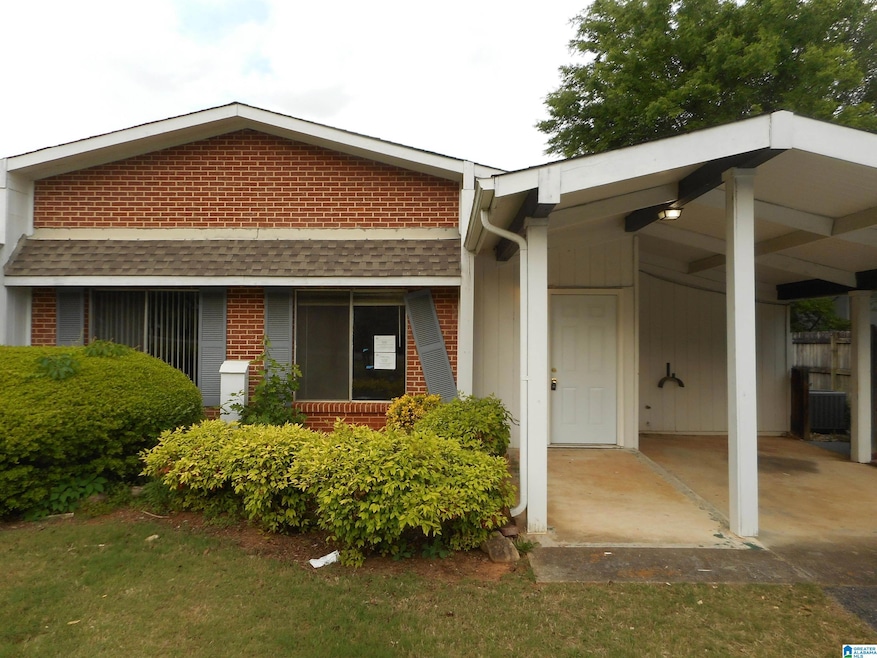 1853 Stonehenge Dr, Birmingham, AL 35215 - photo 1