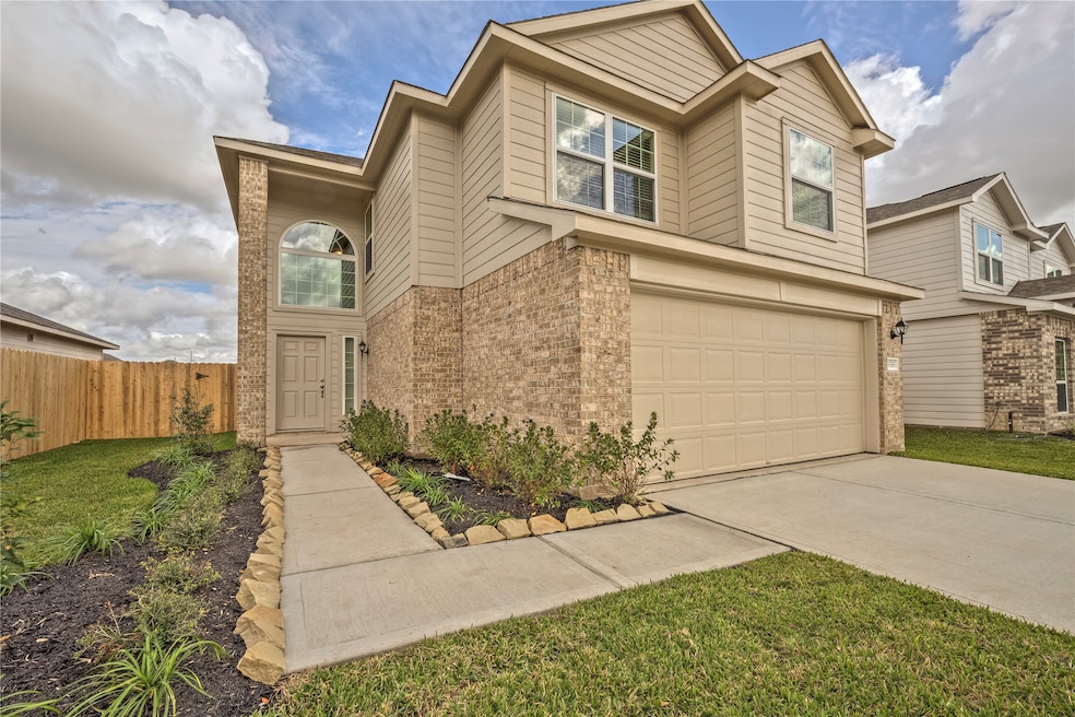 3518 Riverside Glen Ln, Booth, TX 77469 - photo 1