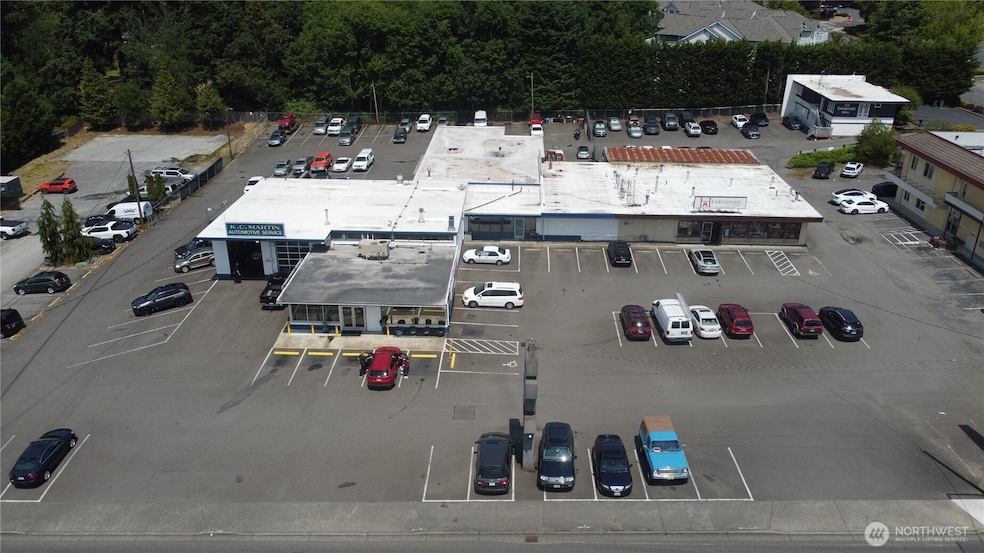 For Sale $6,525,000 • Co-Listing Agent