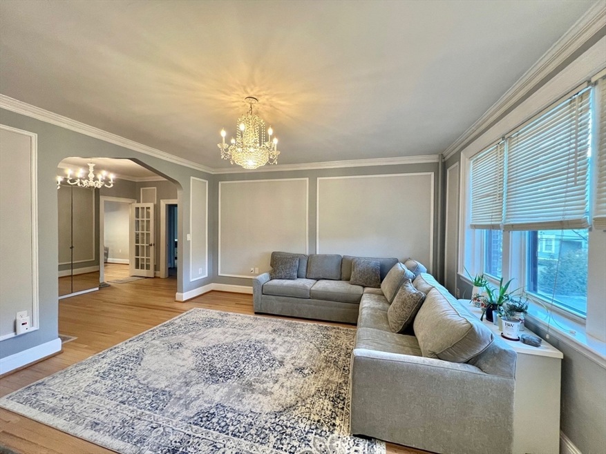 6 Lanark Rd unit 4, Brookline, MA 02445 - photo 1