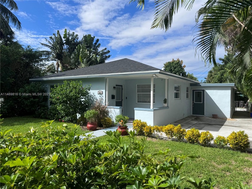 3211 Poinsettia Ave unit 3111, West Palm Beach, FL 33407 - photo 1