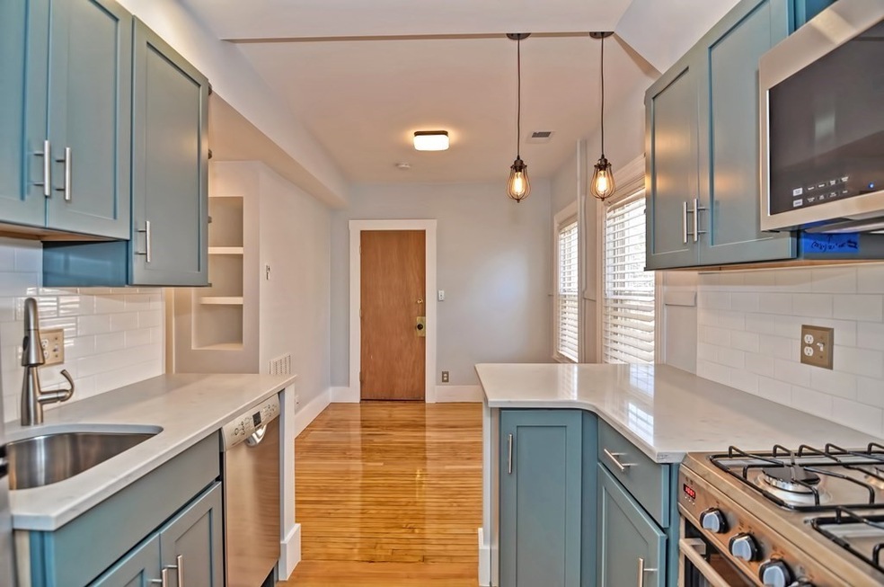 67 Bonair St unit 3, Somerville, MA 02145 - photo 1