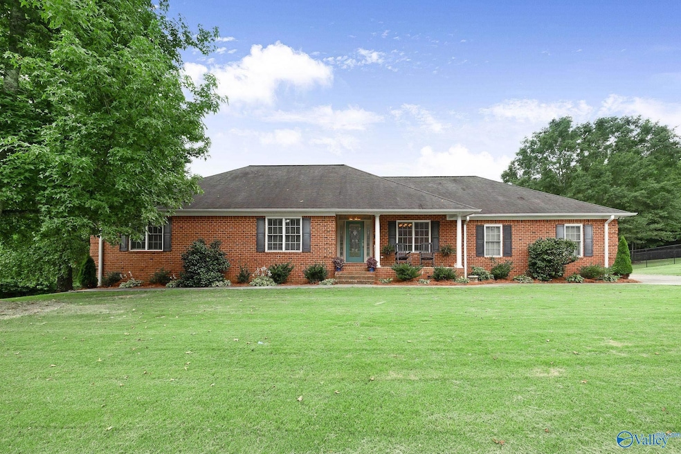 Pending $389,500