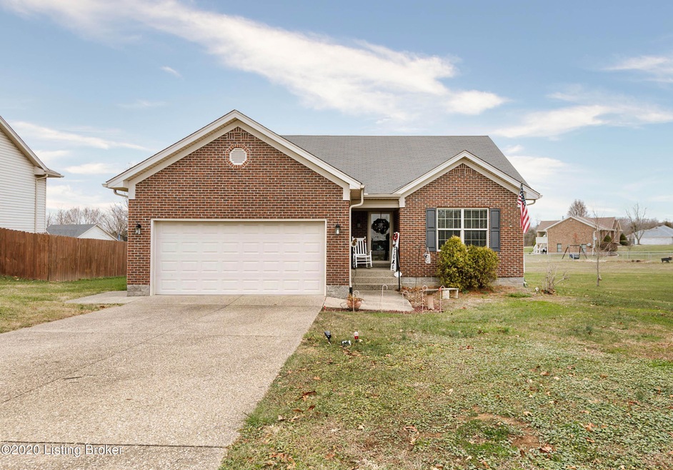 120 Gentry Ln, Mount Washington, KY 40047 - photo 1
