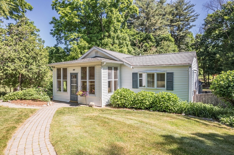 222 North St, Georgetown, MA 01833 - photo 1