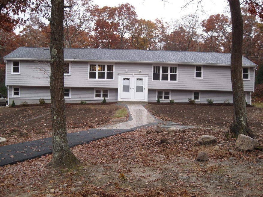 481-483 Stearns Ave, Mansfield, MA 02048 - photo 1