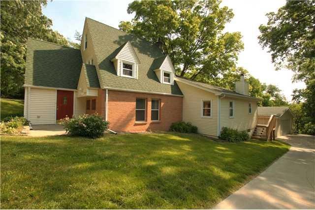 1535 NW 75th St, Clive, IA 50325 - photo 1