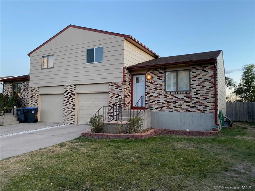 4921 Atlantic Dr, Cheyenne, WY 82001 - photo 1