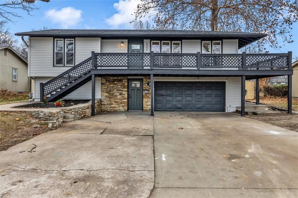 11114 W 70th Terrace, Shawnee, KS 66203 - photo 1